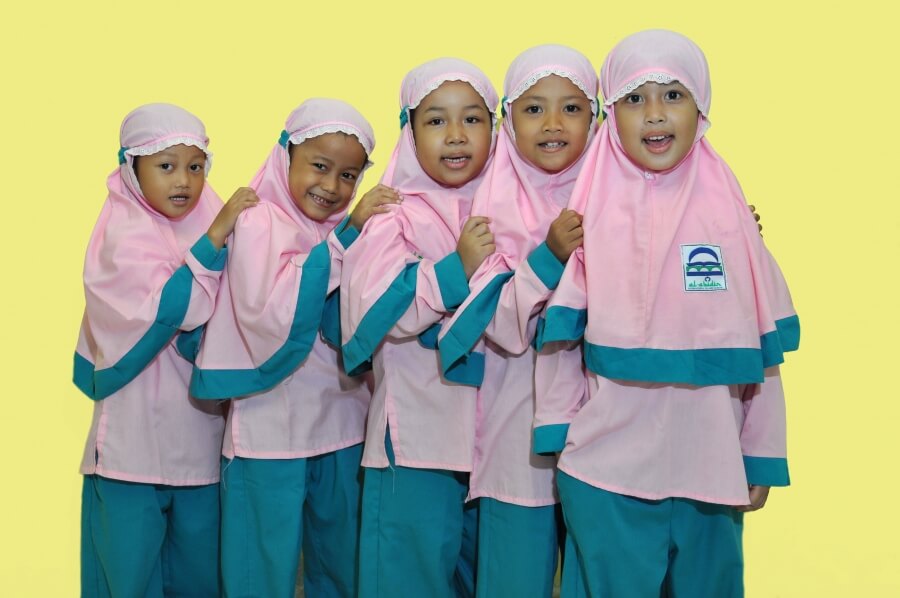 Agar Anak Tidak Kecanduan Gadget