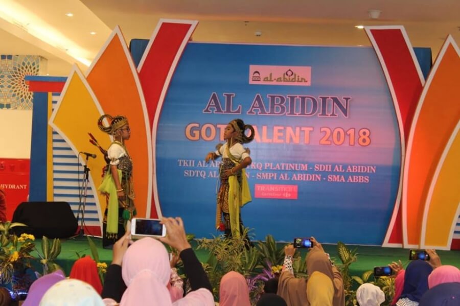Lewat Al Abidin Got Talents 2018, Yayasan Al Abidin Solo Latih Bakat dan Tempa Mental Siswa
