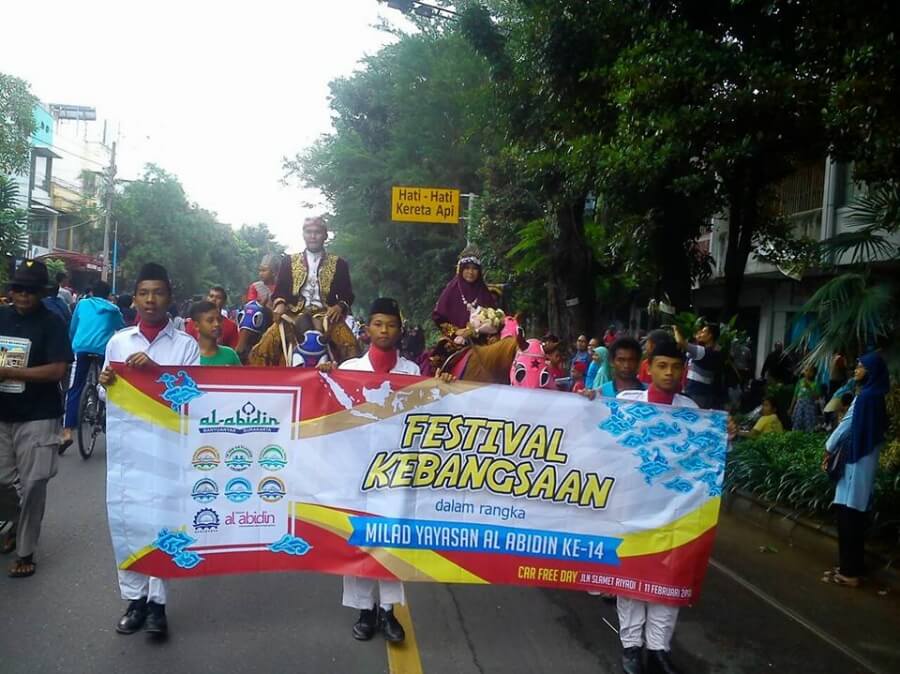 Milad ke-14 Yayasan Al Abidin, Ribuan Siswa Padati Solo Car Free Day