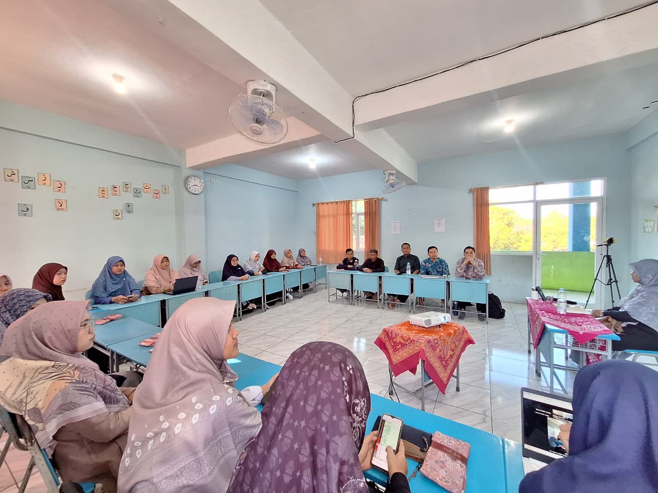 Workshop Guru SDII Al Abidin Sragen Hari Pertama: Menguatkan Sinergi Menyambut Tahun Pelajaran 2026/2027